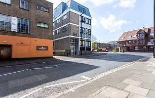 Stayzo Castle Point Apartments Premier Lodge