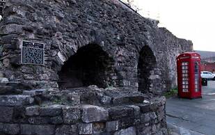 Stayzo Castle Point Apartments Premier Lodge