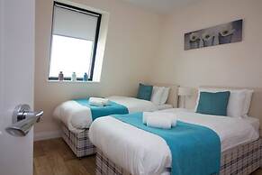 Stayzo Castle Point Apartments Premier Lodge