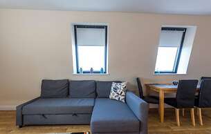 Stayzo Castle Point Apartments Premier Lodge