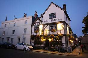 Stayzo Castle Point Apartments Premier Lodge