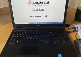 Stayzo House Accommodation- Coventry Free Parking