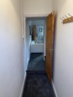 Stayzo House Accommodation- Coventry Free Parking