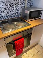 Stayzo House Accommodation- Coventry Free Parking