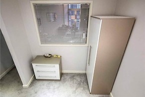 Stayzo Modern Studio Apartment 1 in Bradford City