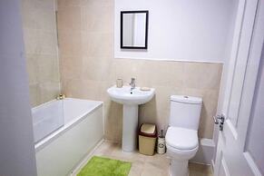 Stayzo Self Catering Accommodation 3 -bradford UK