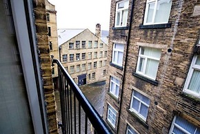 Stayzo Self Catering Accommodation 3 -bradford UK