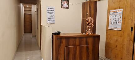 Goroomgo GP Mall Road Nainital