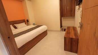 Goroomgo GP Mall Road Nainital