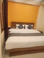 Goroomgo GP Mall Road Nainital