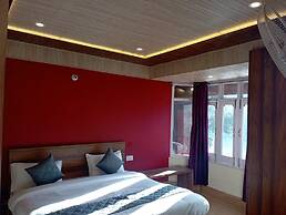 Goroomgo GP Mall Road Nainital