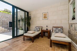 Studio Antica, Apartment With a Private Swimming Pool