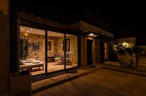 Studio Antica, Apartment With a Private Swimming Pool