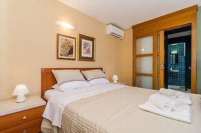 Studio Antica, Apartment With a Private Swimming Pool