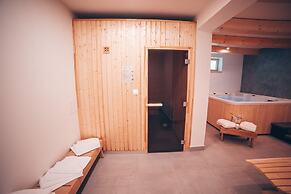 Resla Residence