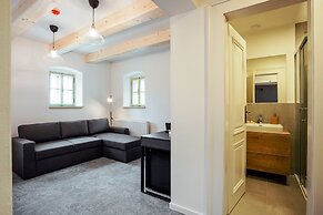 Resla Residence