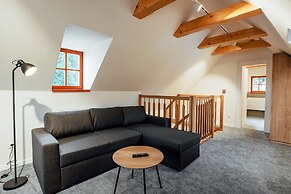 Resla Residence