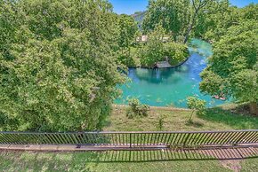 The Iron Cactus on the Comal CW C102 2 Bedroom Condo by RedAwning