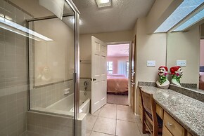 The Iron Cactus on the Comal CW C102 2 Bedroom Condo by RedAwning