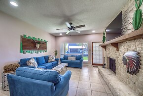 The Iron Cactus on the Comal CW C102 2 Bedroom Condo by RedAwning