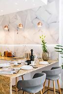 Ivory Apartment - LoftAffair