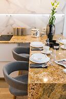 Ivory Apartment - LoftAffair