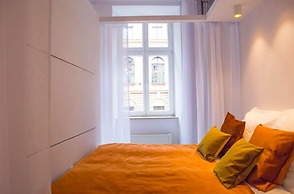 Ivory Apartment - LoftAffair