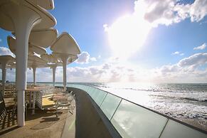 Phaedrus Living: Seaside Romantic Flat Limnaria123