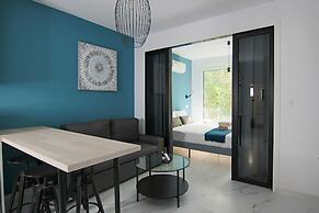 Phaedrus Living: Seaside Romantic Flat Limnaria123