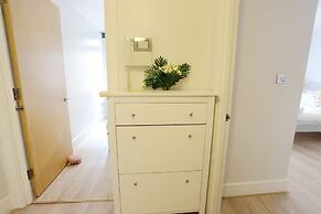 Birmingham Postbox Premier Home Stay