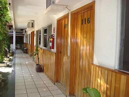 Hotel Lacantum by Rotamudos