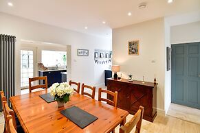 Just Stay Wales - Hadland House Mumbles
