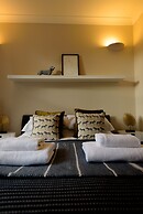 Karah Suites - Parliament Street