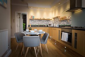 Karah Suites - Parliament Street