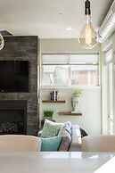 Swanky Townhome near Old Town, Breweries & River!