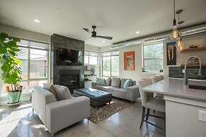 Swanky Townhome near Old Town, Breweries & River!