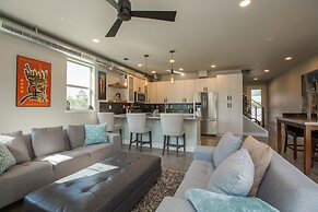 Swanky Townhome near Old Town, Breweries & River!