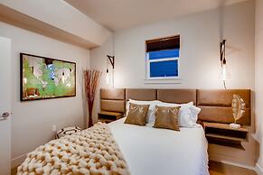 Old Town Swank - Brand New To Brewery District!