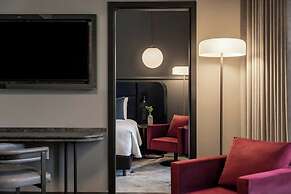 The Marmorosch Bucharest, Autograph Collection