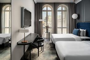 The Marmorosch Bucharest, Autograph Collection