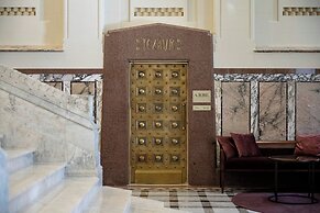 The Marmorosch Bucharest, Autograph Collection