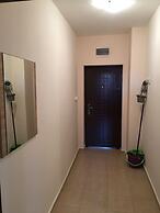 Room in Apartment - Elite Apartments is Located in the old Town of Pom