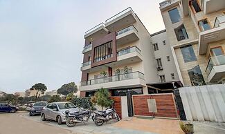 Treebo M2M Residency Sector 46