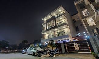 Treebo M2M Residency Sector 46