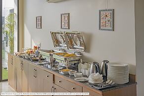 Treebo The Sai Leela Suites