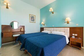 Poseidon Suite by CorfuEscapes