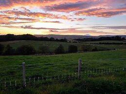 Cleeves Cabins, Ailsa Luxury Lodge With hot tub