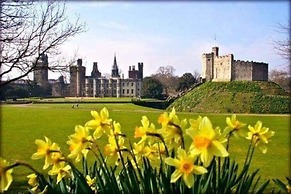 1-bed Cottage on Coastal Pathway in South Wales