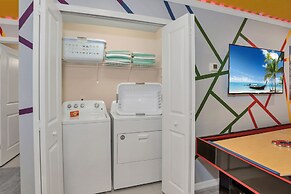 Townhome W/private Pool & Themed Rooms, Near Wdw!