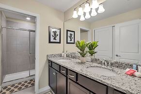 Townhome W/private Pool & Themed Rooms, Near Wdw!